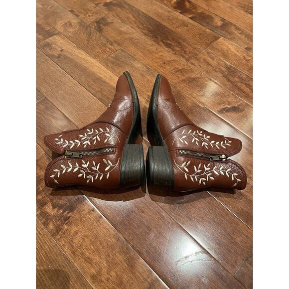 Sterling River Womens 6.5 Brown Embroidered R-Toe Western Cowgirl Boots Booties - Picture 6 of 10